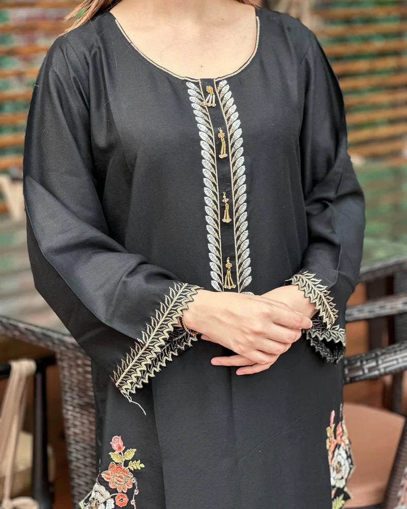 LIA LAWN EMB CUTWORK 2PC
