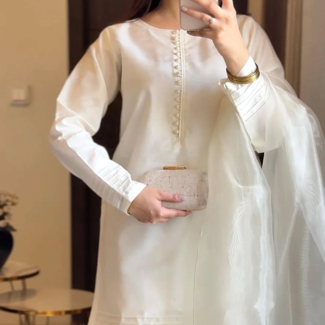 SILK WHITE LUXURY 3PC WITH FARSHI SHALWAR