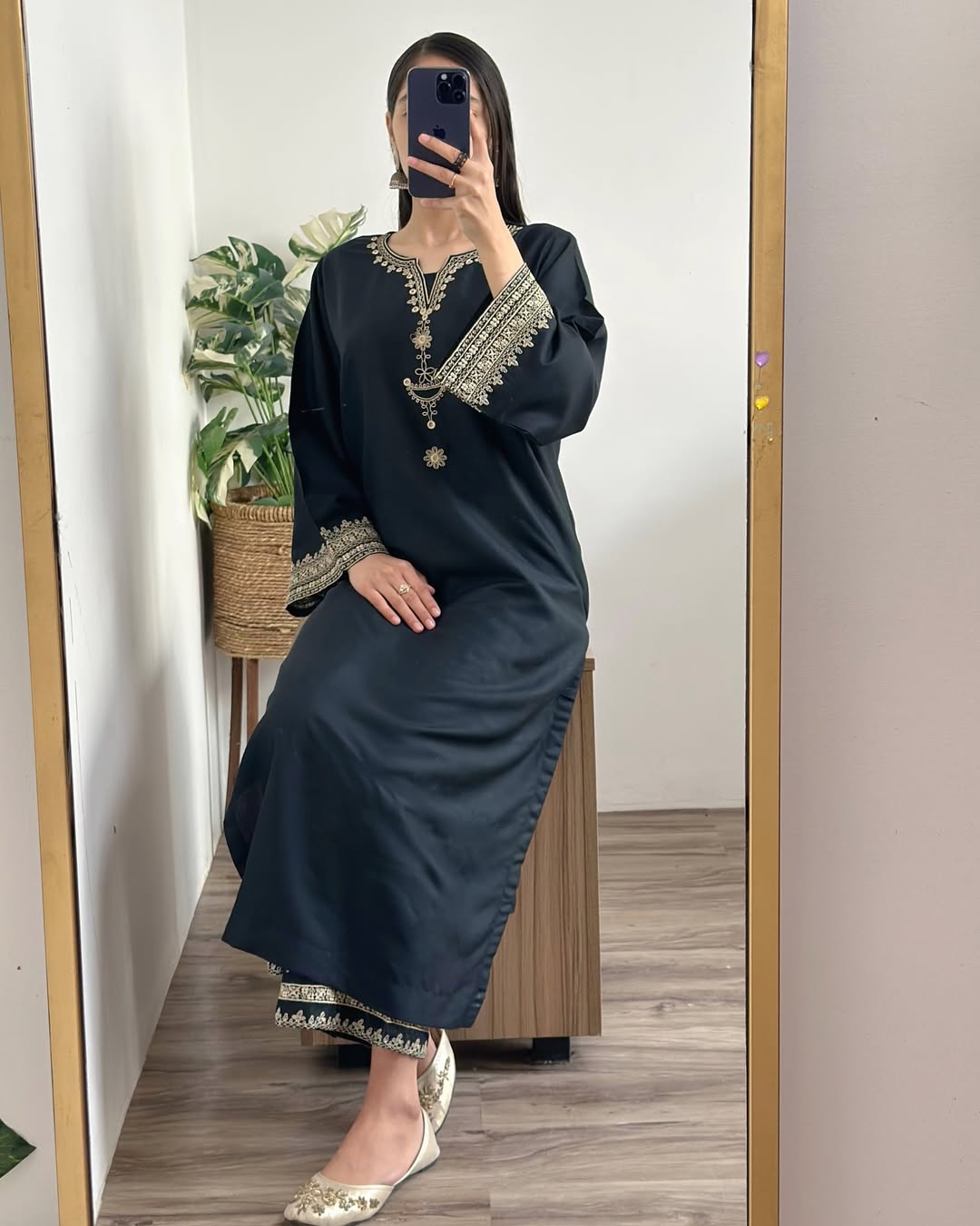 BLACK IRIS LONG LENGHT 2PC