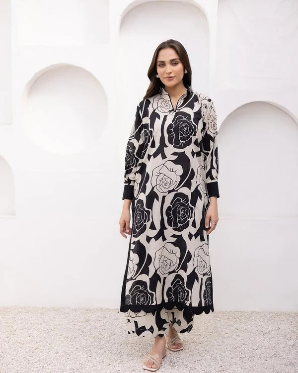 NOVINA LAWN CORD SET