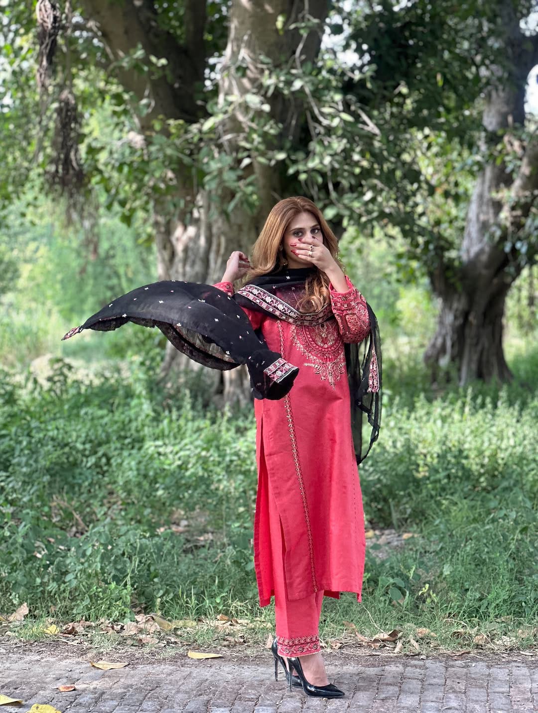 Lal pari Embroidered 3pc