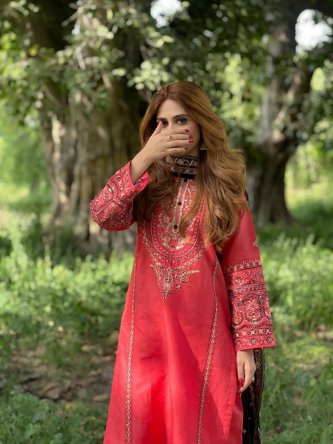 Lal pari Embroidered 3pc